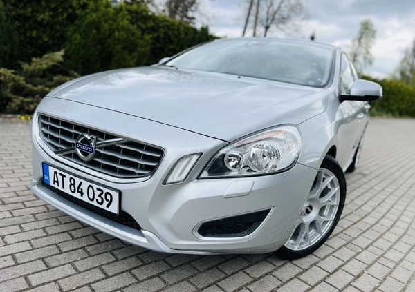 Volvo S60 cena 38900 przebieg: 209000, rok produkcji 2011 z Karlino małe 781